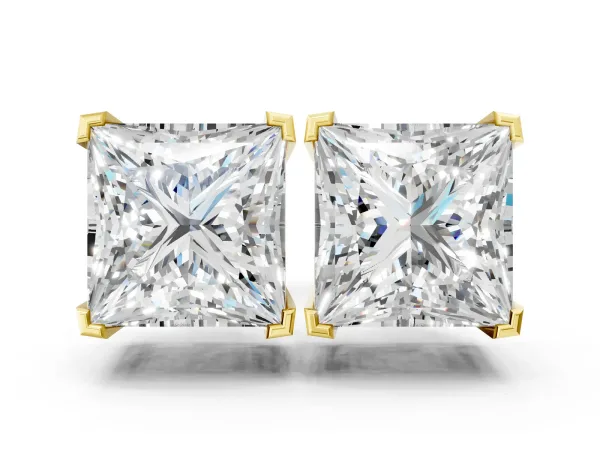 Princess Cut Diamond Stud Earrings Yellow gold
